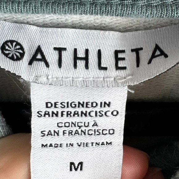 Athleta Balance Printed Tie Dye Pullover Hoodie in Willow Minimalist Grey Medium - Picture 7 of 8